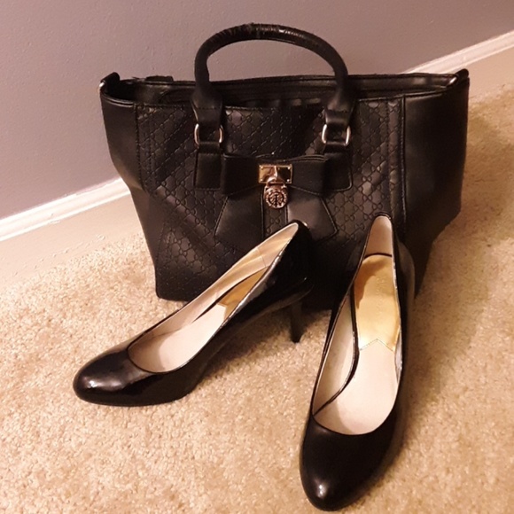 Michael Kors Black patent leather heels. - Picture 5 of 5